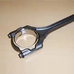 Measuring a Connecting Rod’s Slit Width Using a Digital Microscope